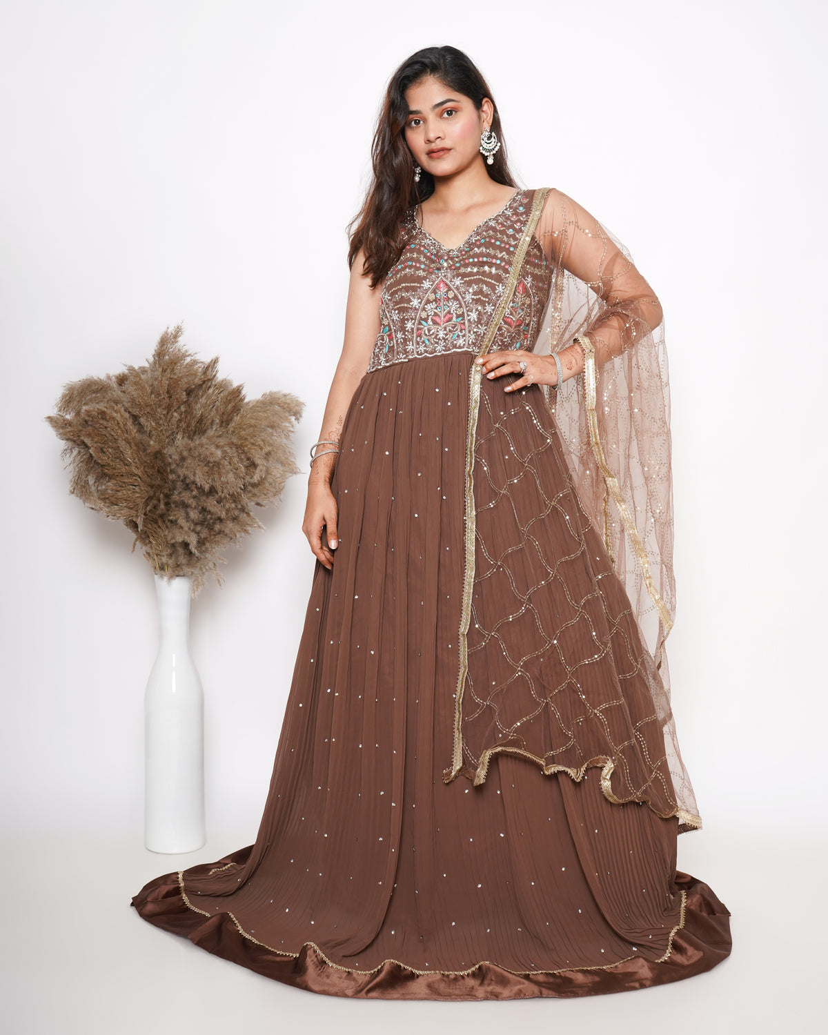 BROWN GOWN