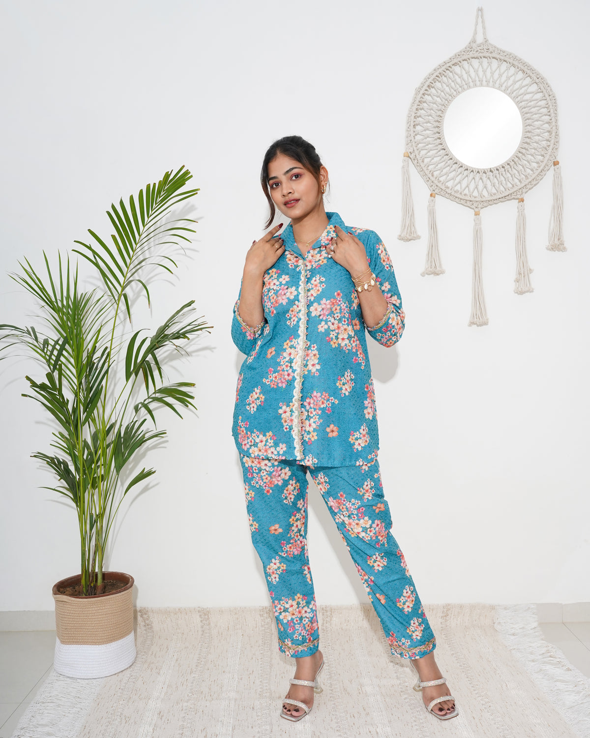 BLUE CHIKANKARI FLORAL PRINTED CO-ORD SET