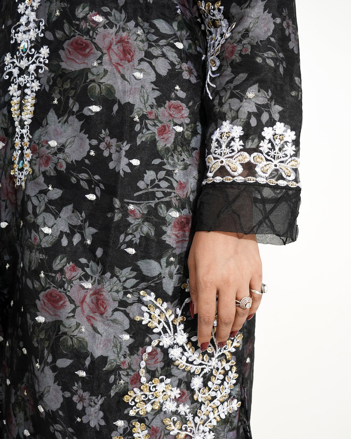 BLACK FLORAL PRINTED | PAKISTANI SUIT