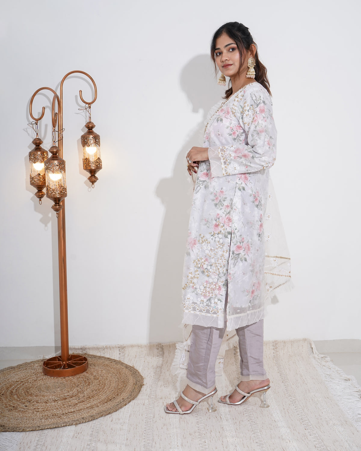 WHITE FLORAL ORGANZA EMBROIDERED STITCHED SUIT SET | PAKISTANI SUIT